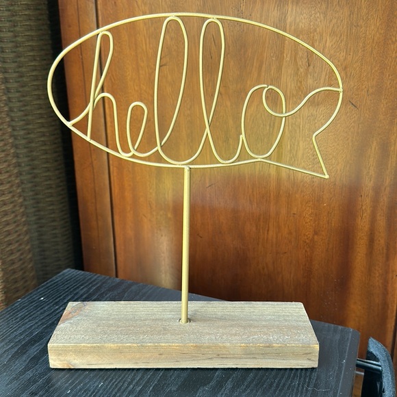 Hello Table Top Sign - Picture 8 of 9